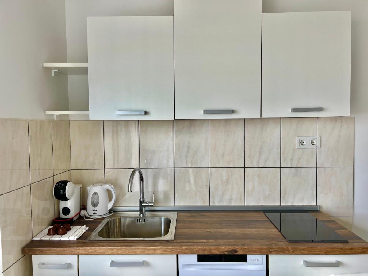 Apartman Velly Jadranovo Exteriör bild