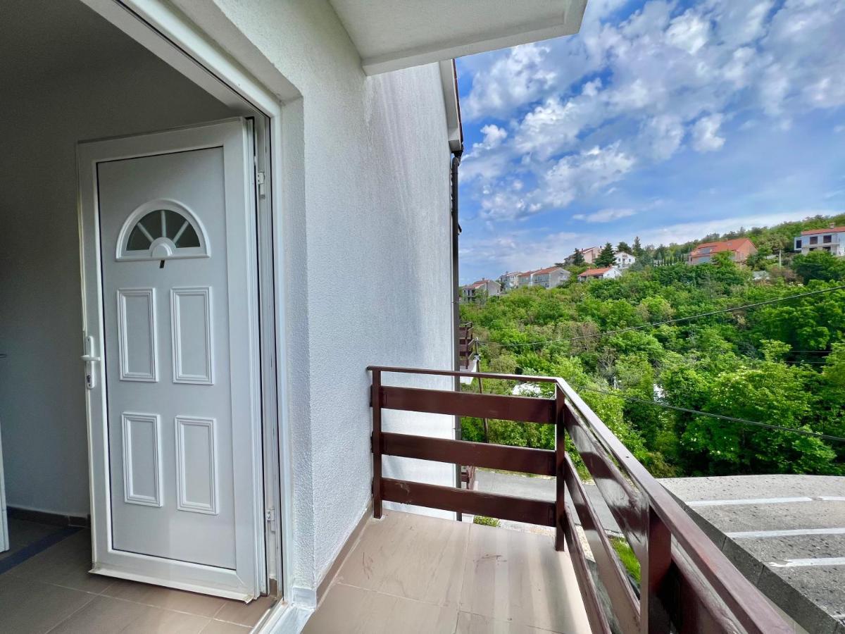 Apartman Velly Jadranovo Exteriör bild